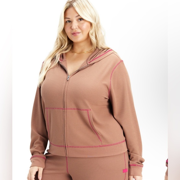 NWT Fabletics jacket - Picture 2 of 7